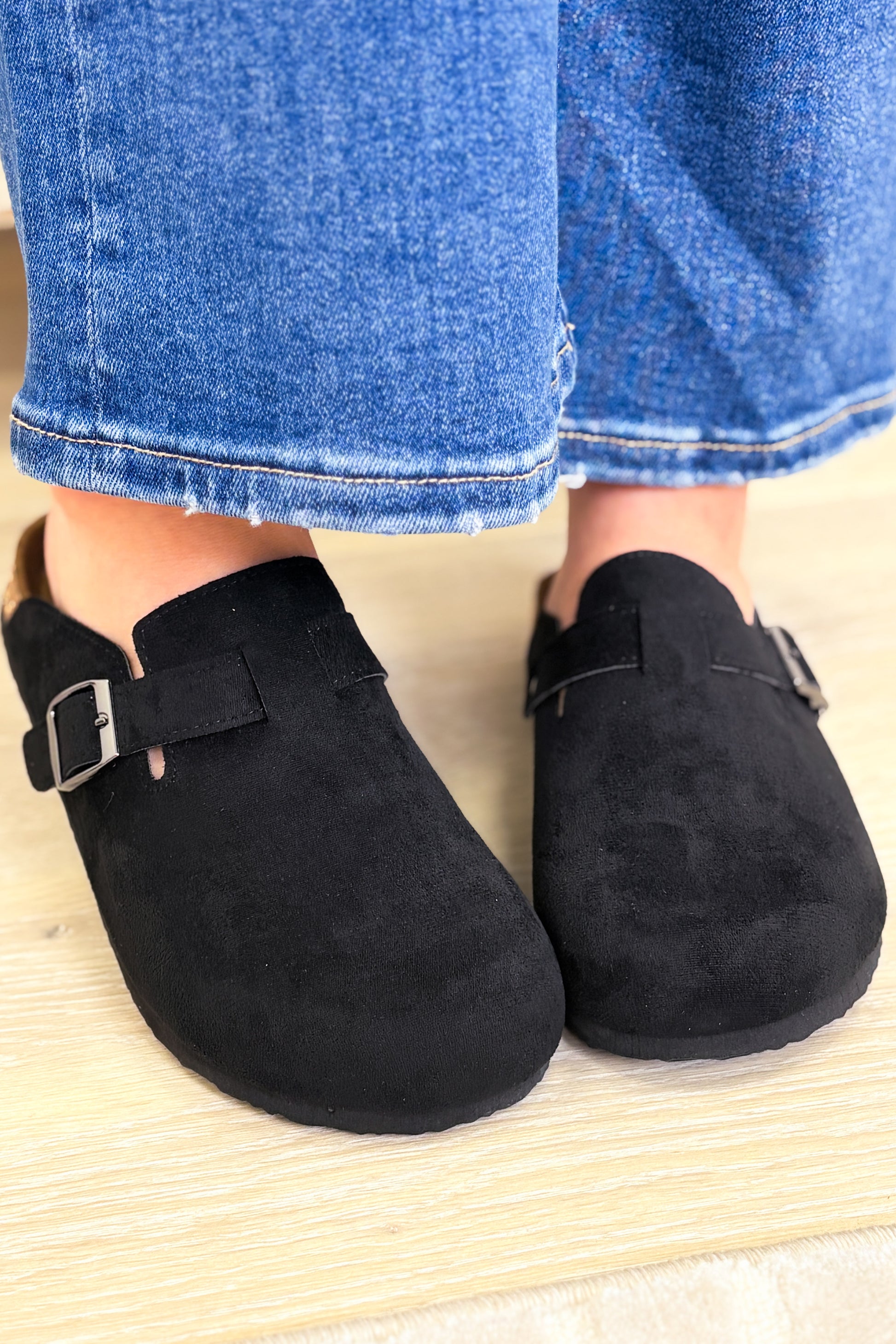 Bria Mule Shoes - Black