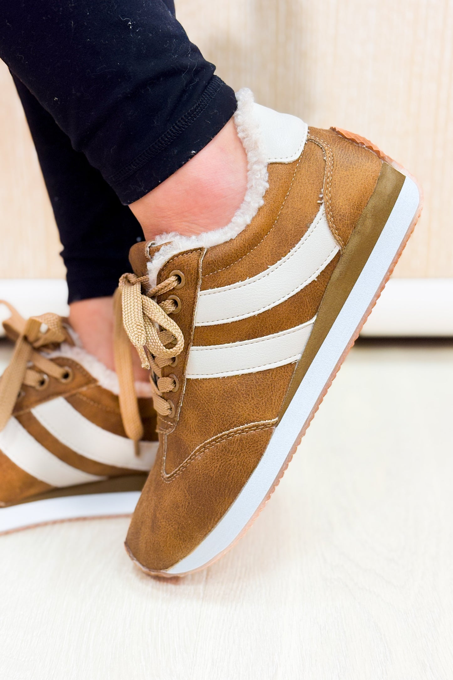 Corky's Jet Leg Sneakers - Washed Cognac