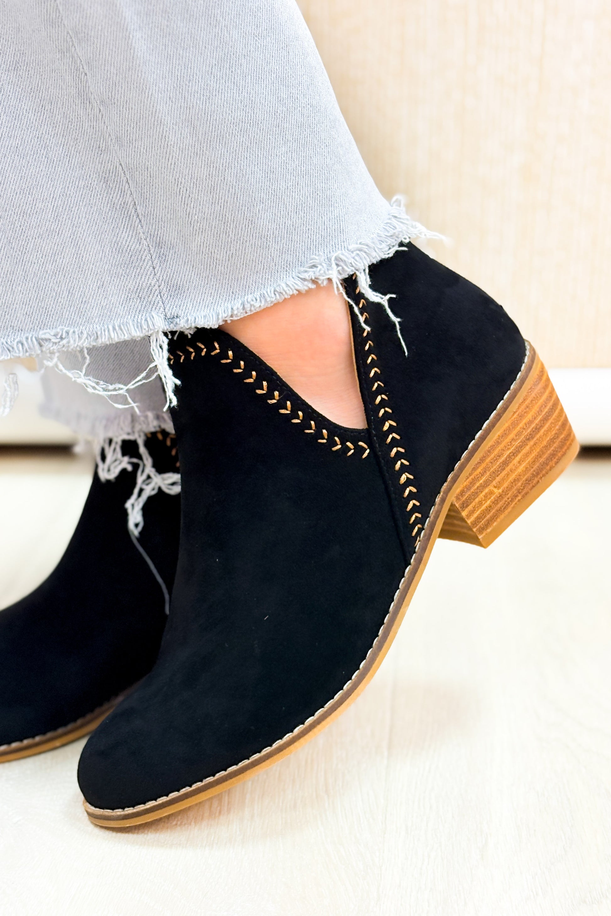 Corky's Bluffin Booties - Black Faux Suede