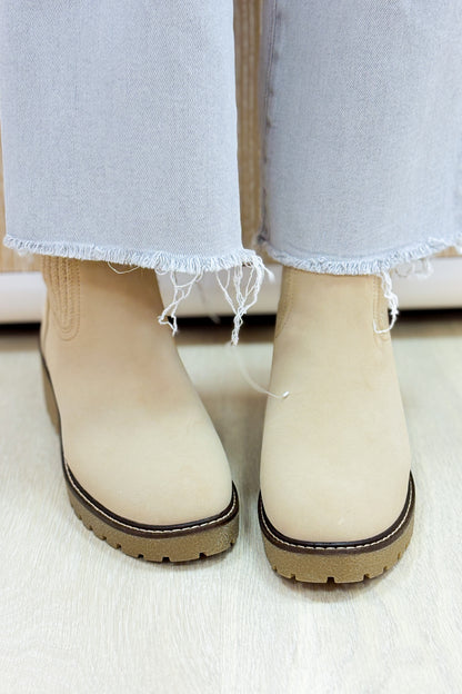 MIA Kara Chelsea Booties - Sand