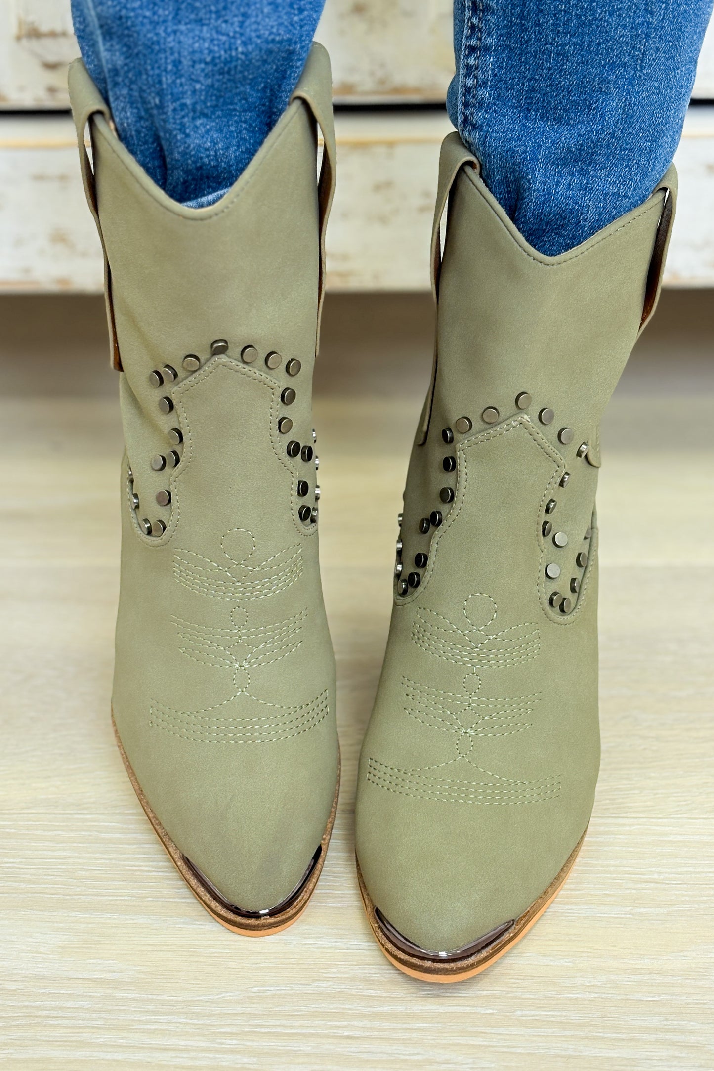 Pandora Vintage Western Booties - Khaki