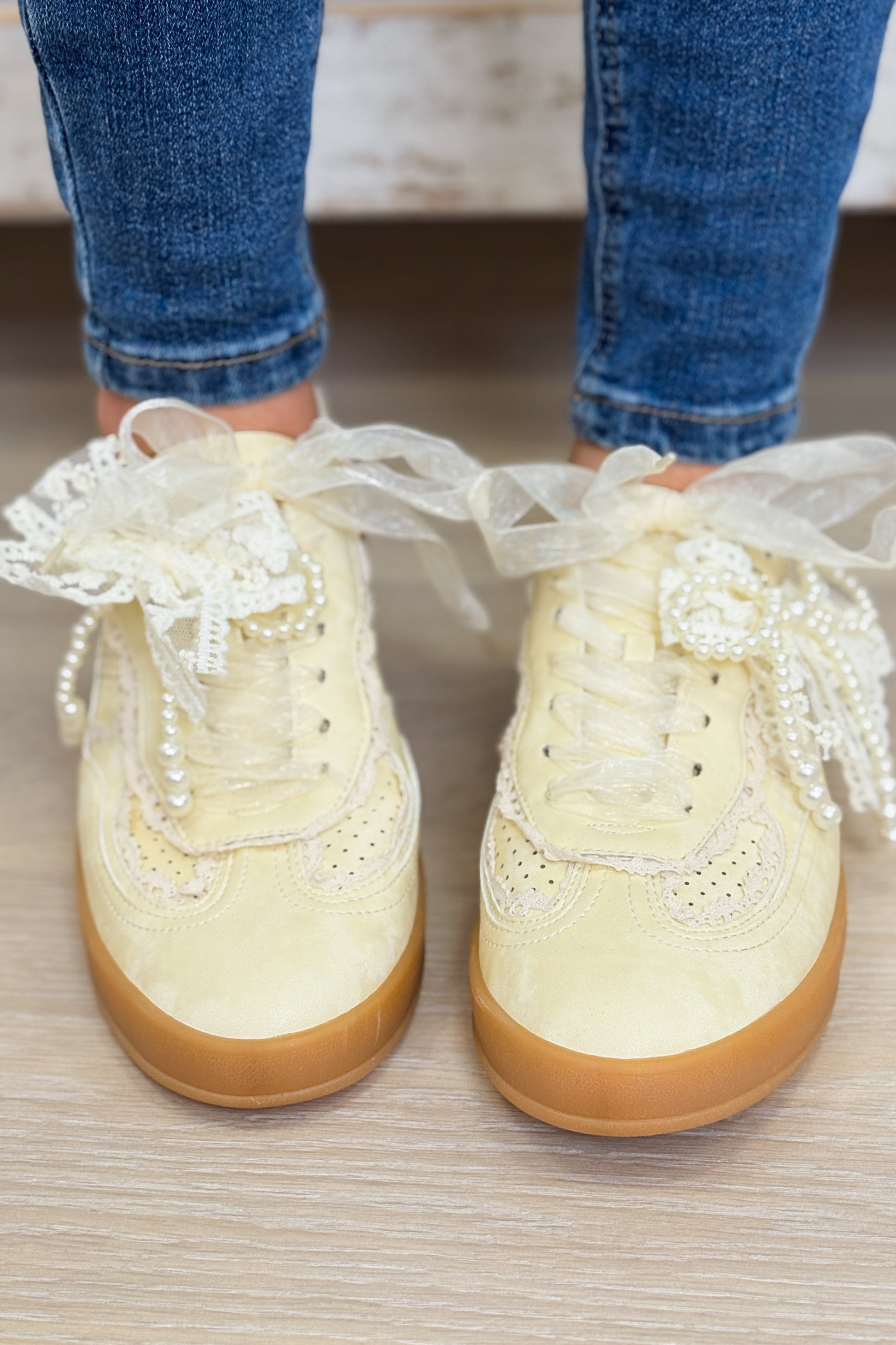 Eleanor Lace Trim Sneakers - Yellow