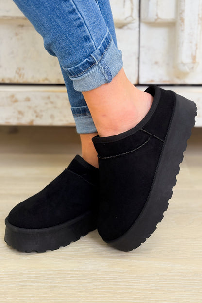 Inspired Solid Slip On Platform Shoes - Black
