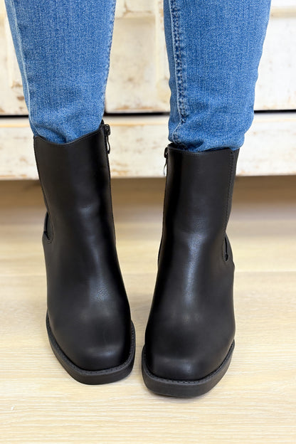 Khloe Chelsea Booties - Black