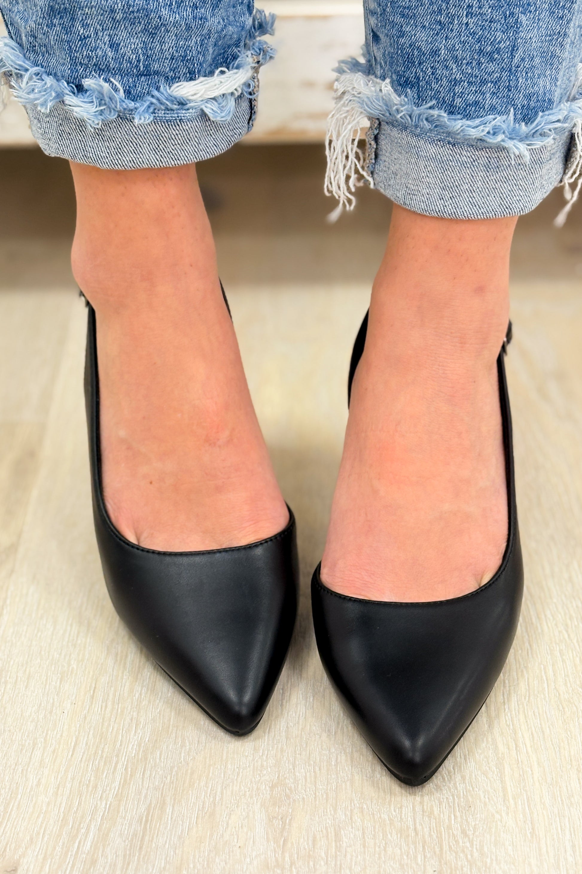Roxie Pointed Heels - Black