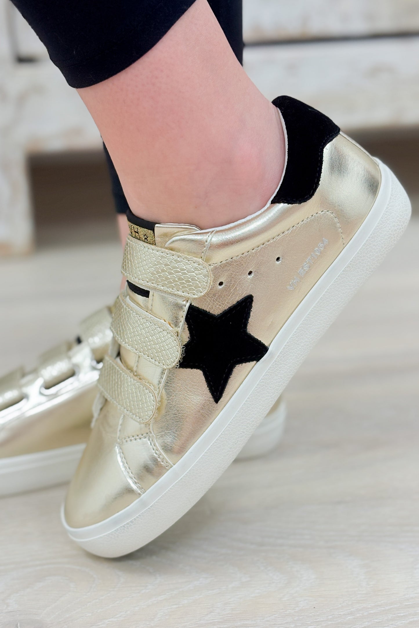 Vintage Havana Ally Sneakers - Washed Gold Black