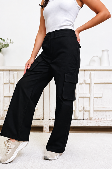 The Top Pick Cargo Pants- Black