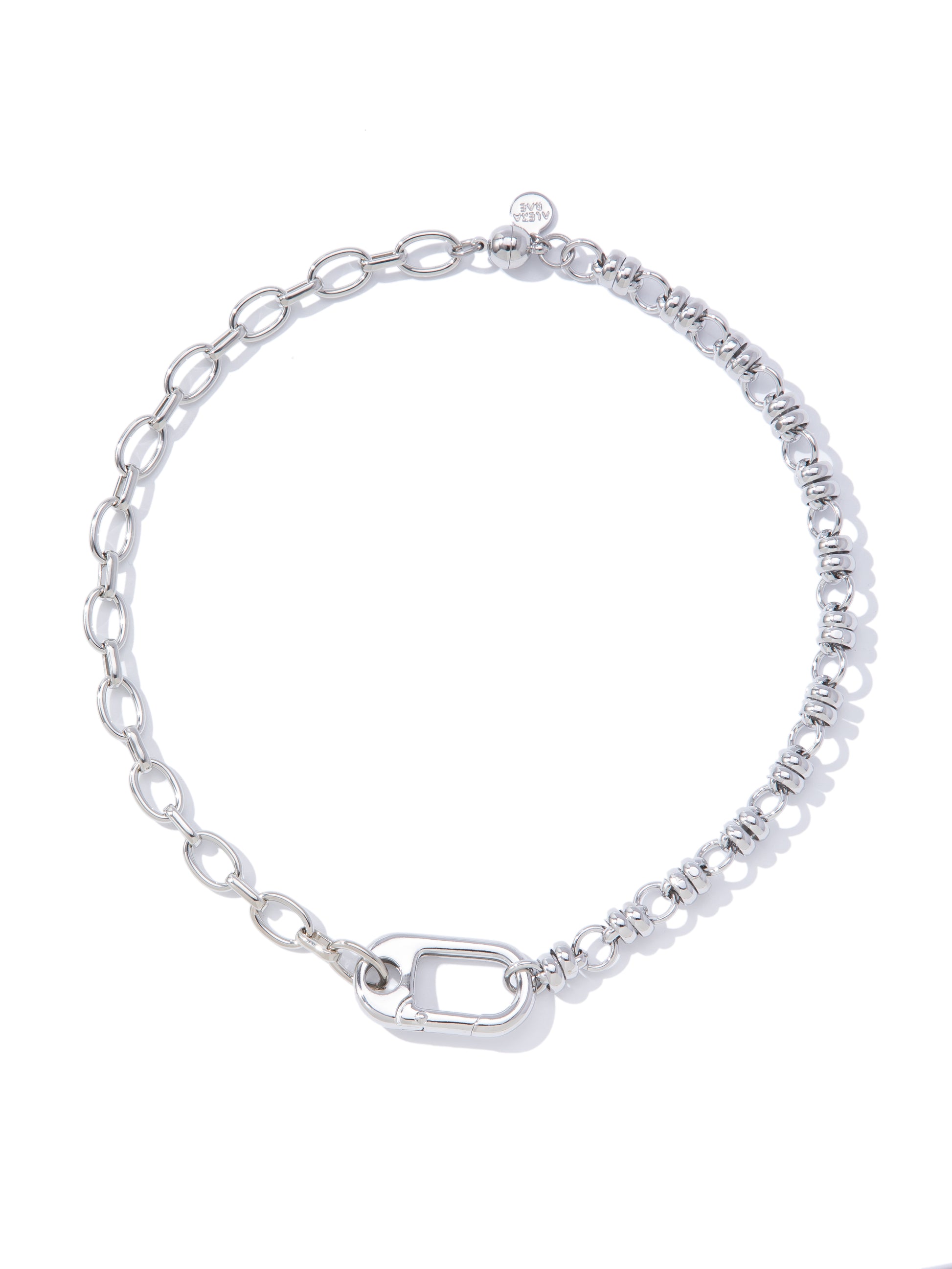Selara Necklace