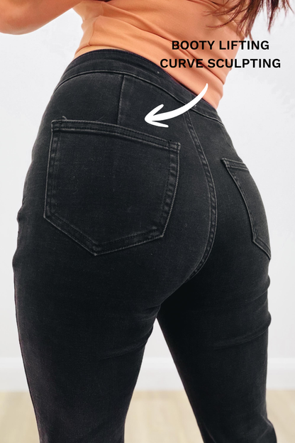 Sexy Back by The Denim BAR  - Flare Jeans in Black - 3 Inseams