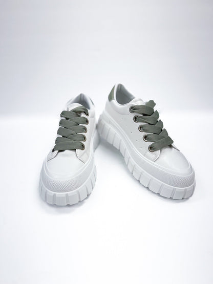 Newly Platform Sneaker