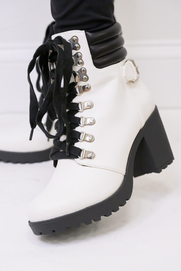 MIA Annamaria Boots - White