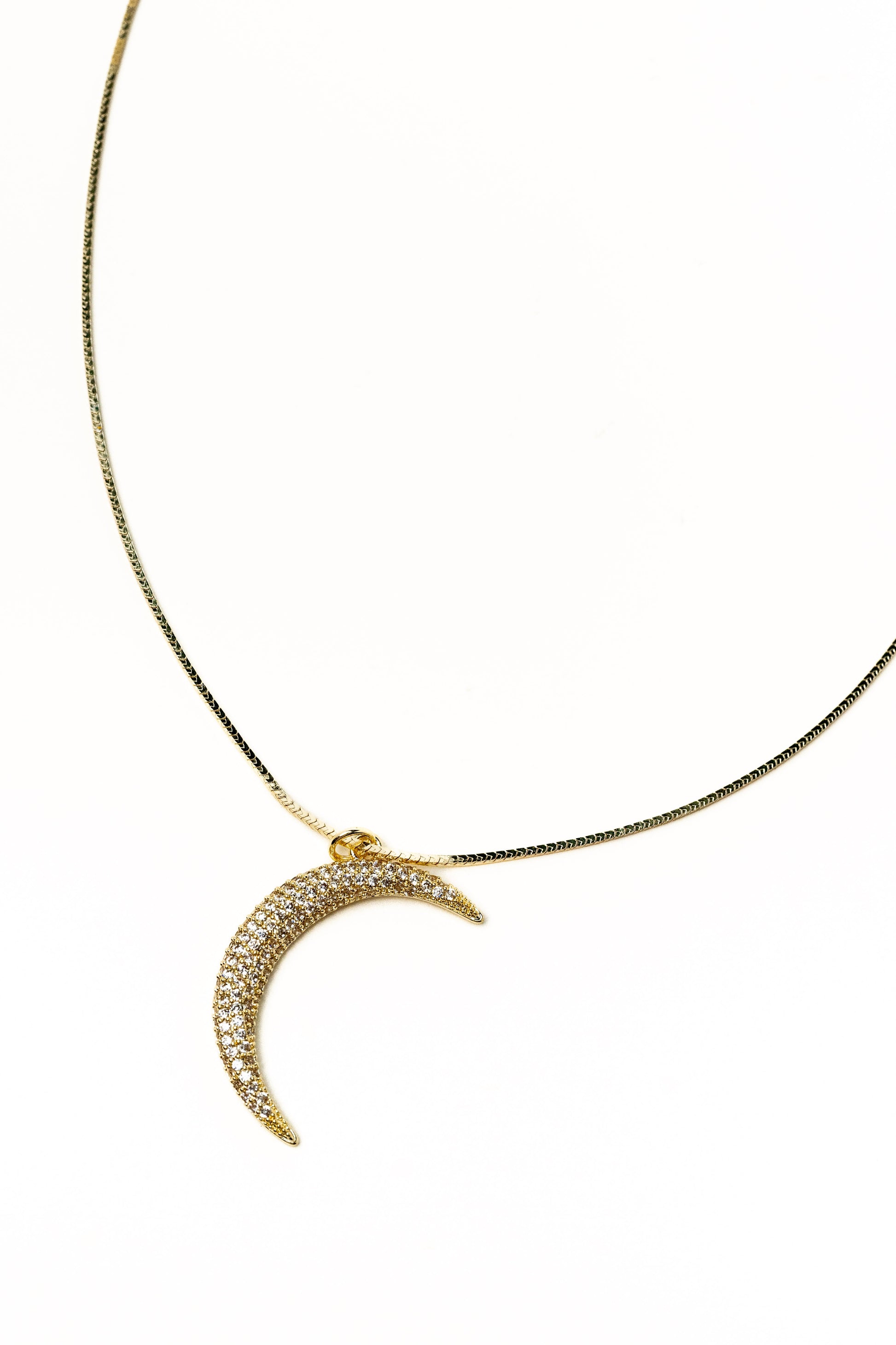 La Lune Necklace - Metallic Moonlight