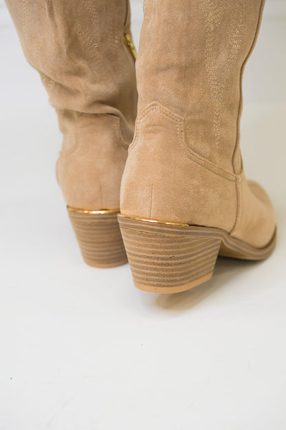 Corky's Headliner Boots - Sand Faux Suede