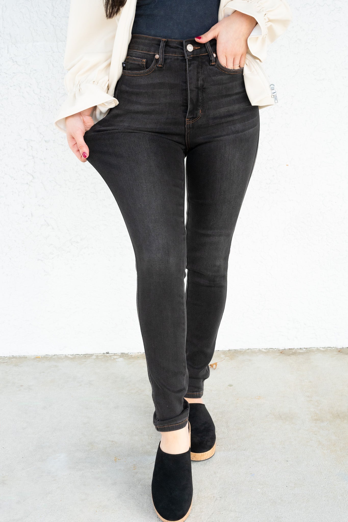 Turned Up By Judy Blue - High Rise Tummy Control Black Wash Skinny Jeans
