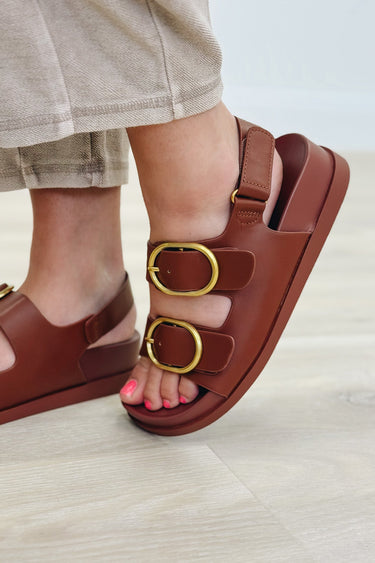 The Alfred Strappy Buckle Sandal - Cognac