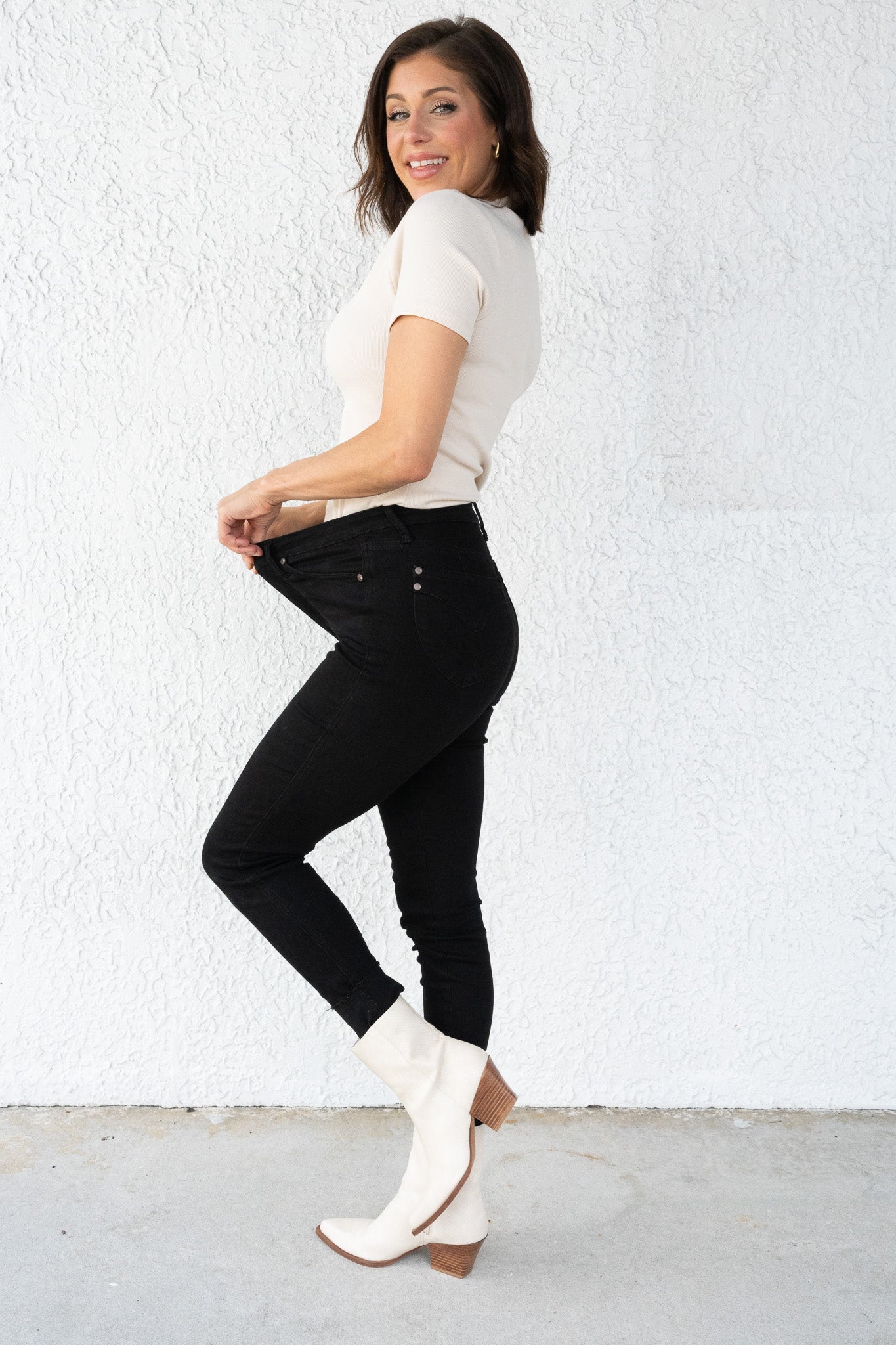 The Date Night By Judy Blue - High Rise Tummy Control Skinny Jeans