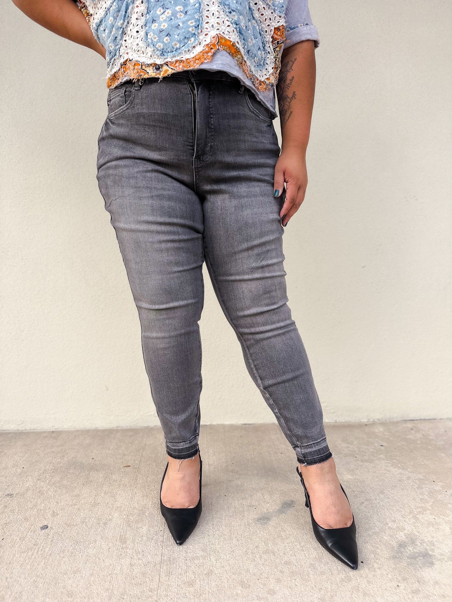 Judy Blue Under The Boardwalk High Rise Tummy Control Skinny Jeans