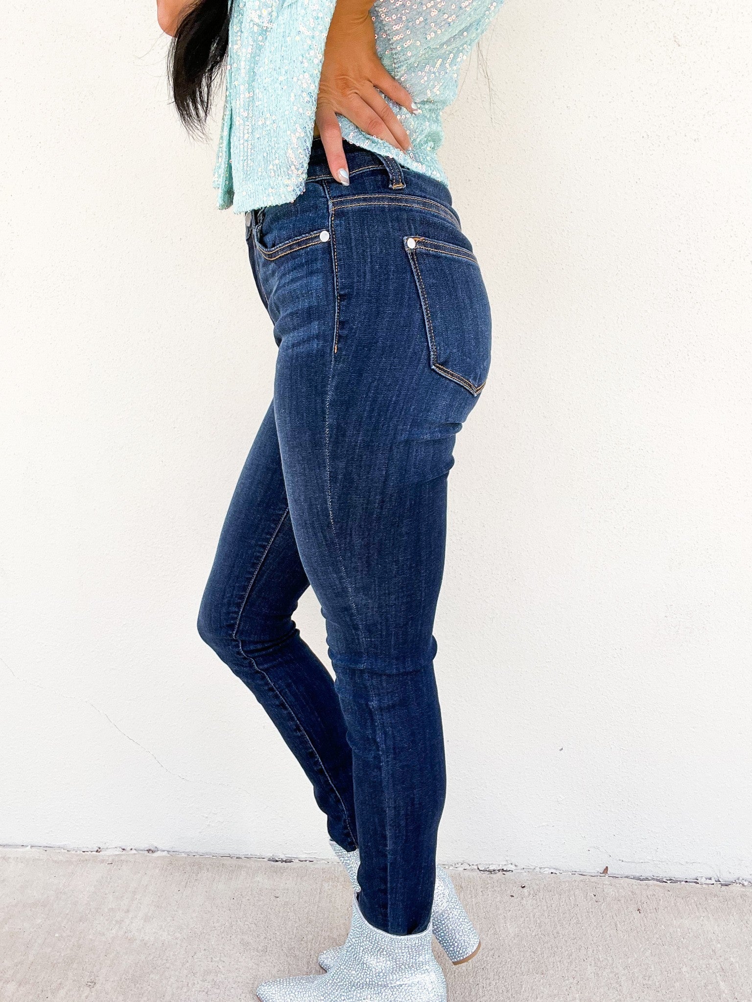 Judy Blue Sexy Can I Mid Rise Skinny Jeans
