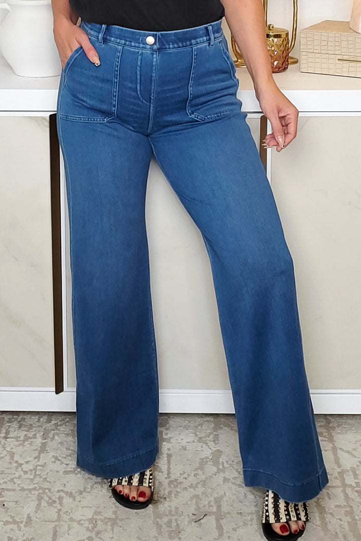 Out On The Town Wide Leg Jeans - Light Denim