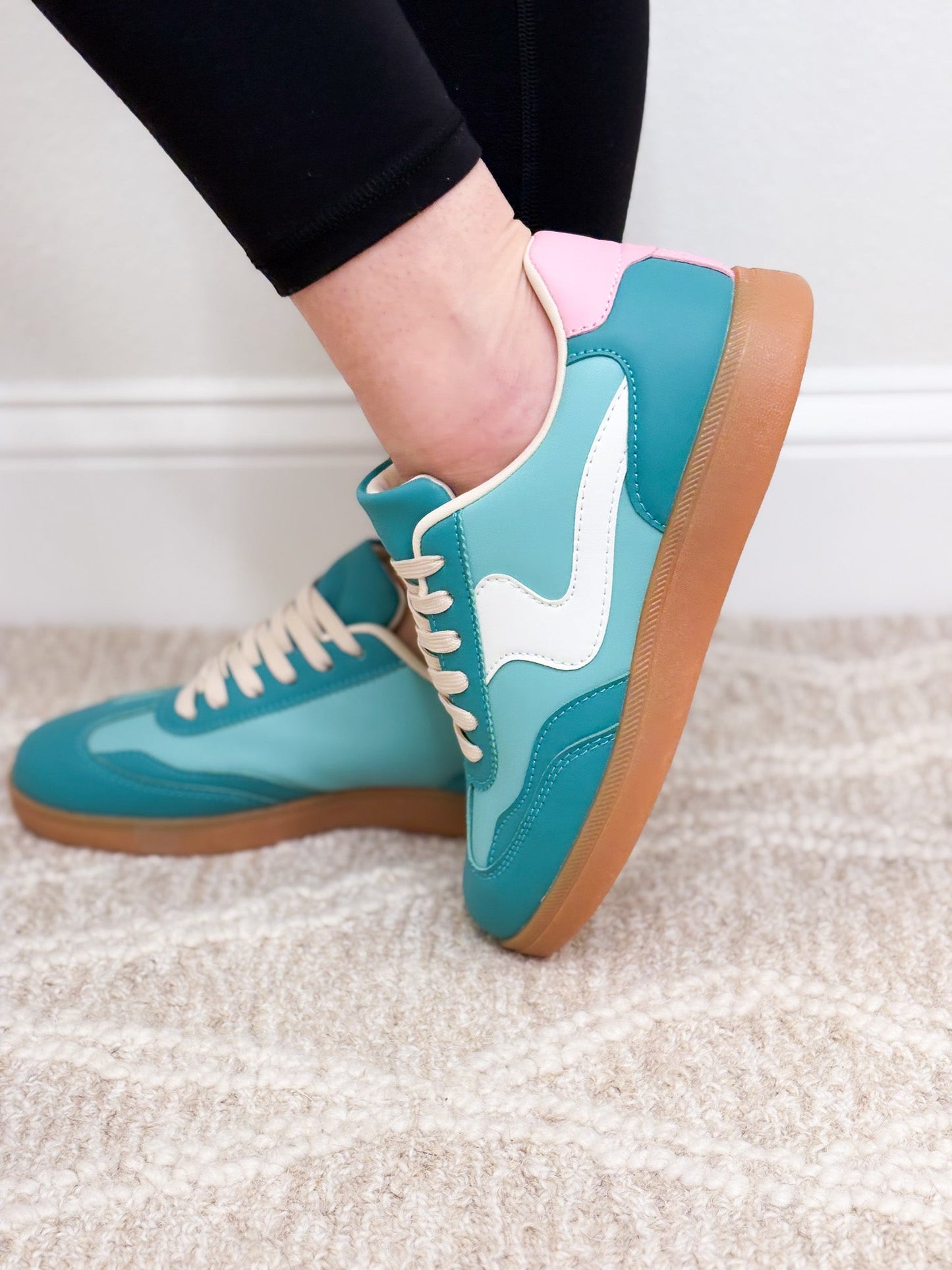 The Modern Sneakers - Green Multi