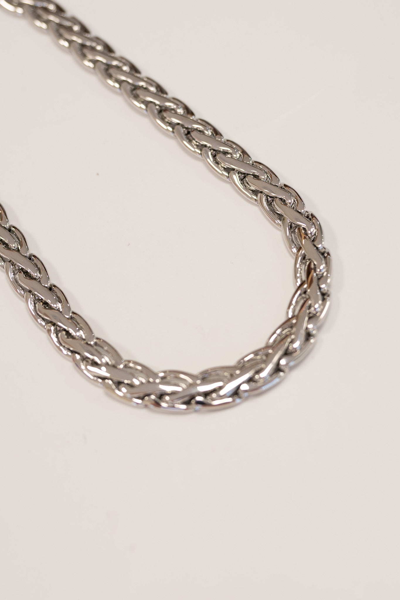 Mega Pint Beverly Hills Necklace - 2 Colors!