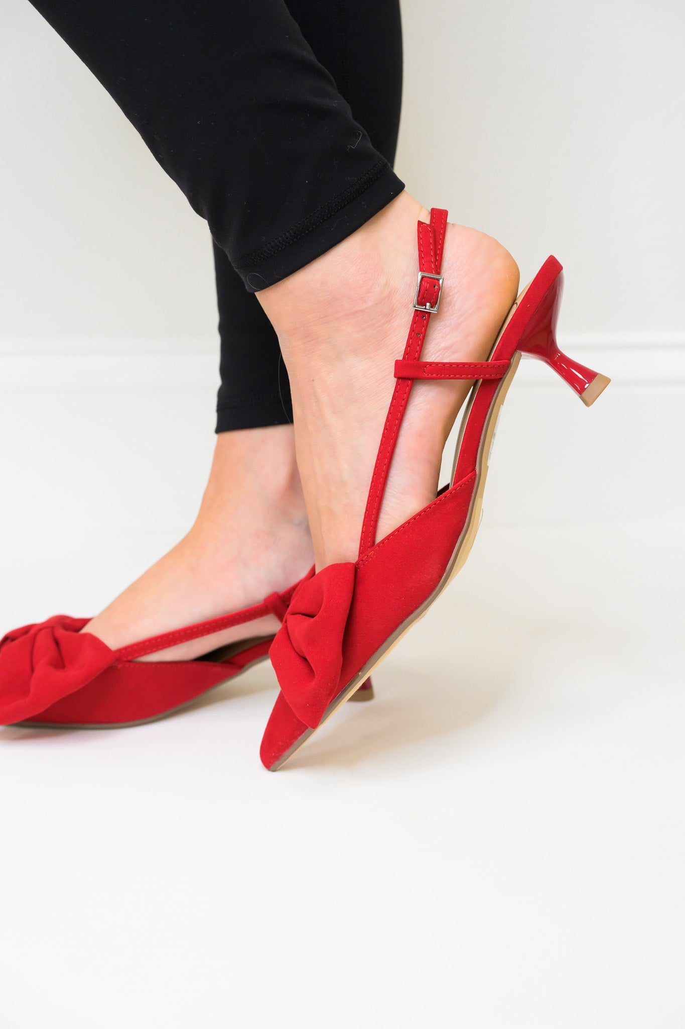 Doda Big Bow Pointed Tow Slingback Kitten Heel - Red