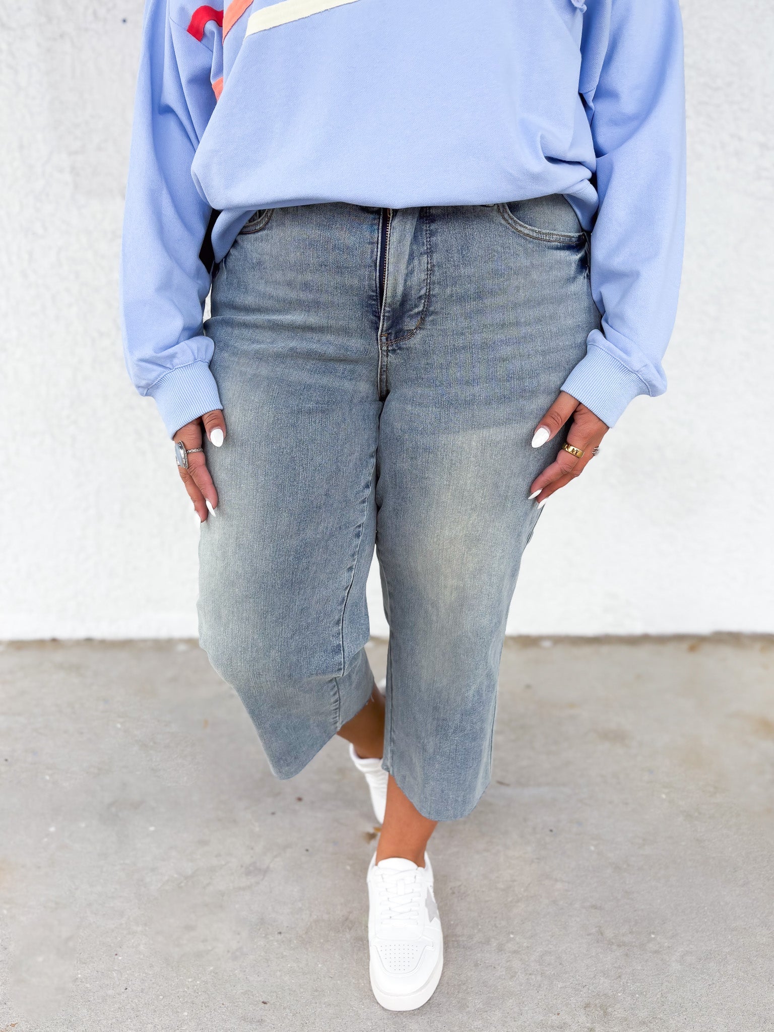 Hold On To This By Judy Blue - Mid Rise Tummy Control Crop Wide Leg Jeans