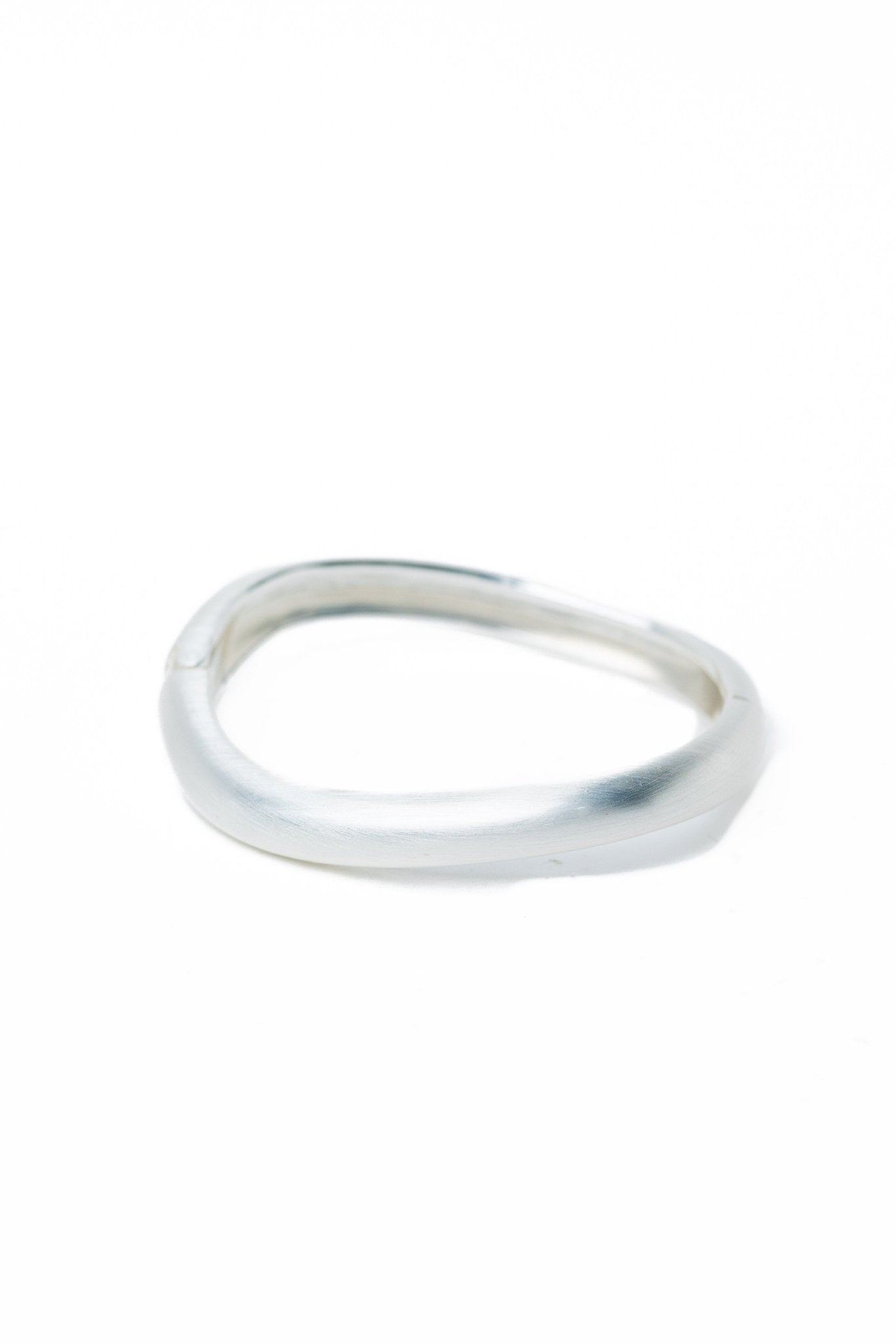 Erin Bracelet - Liquid Metallic Pearl White - By Alexa Rae