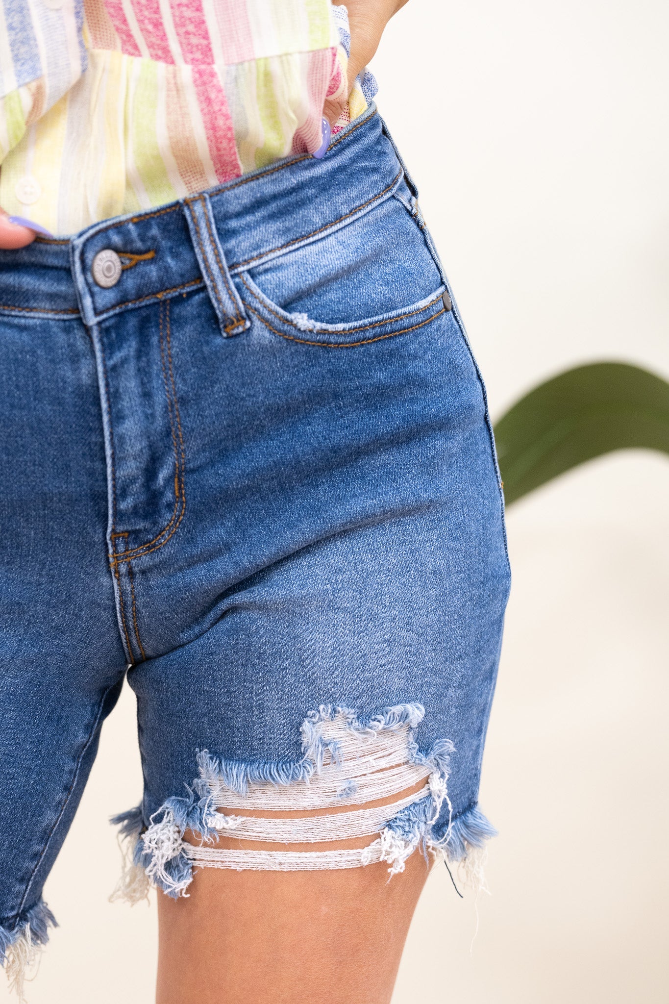 Judy Blue Game Time Shine Mid Rise Fray Hem Shorts