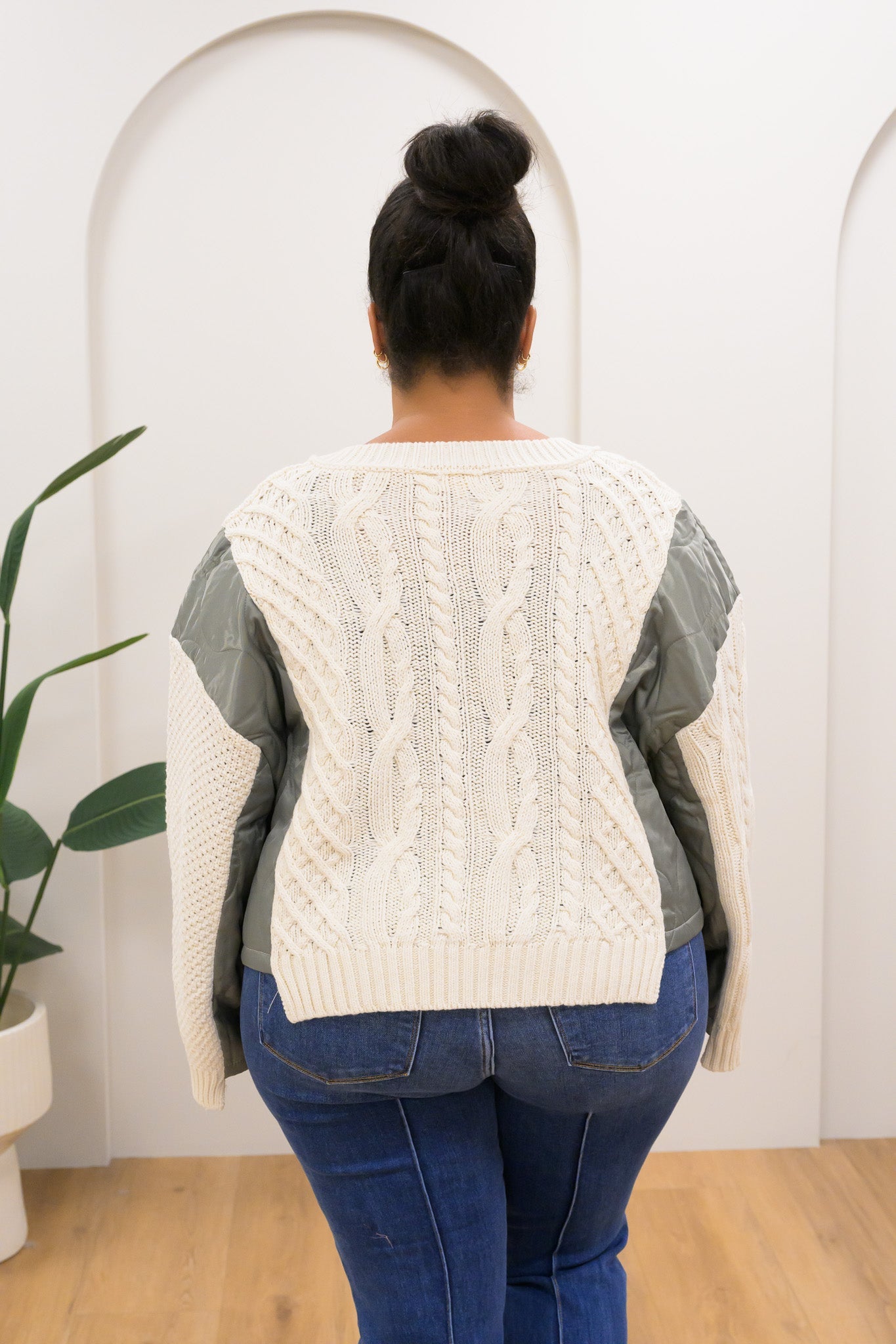 Living In The Moment Pullover - 2 Colors!