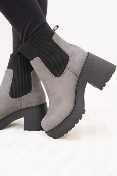 Super Chunky Chelsea Ankle Booties - Deep Charcoal