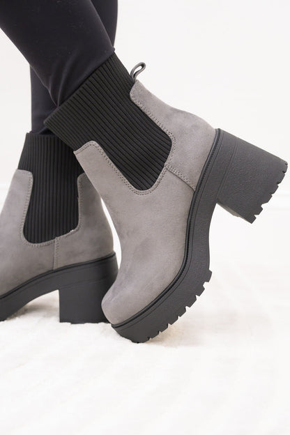 Super Chunky Chelsea Ankle Booties - Deep Charcoal