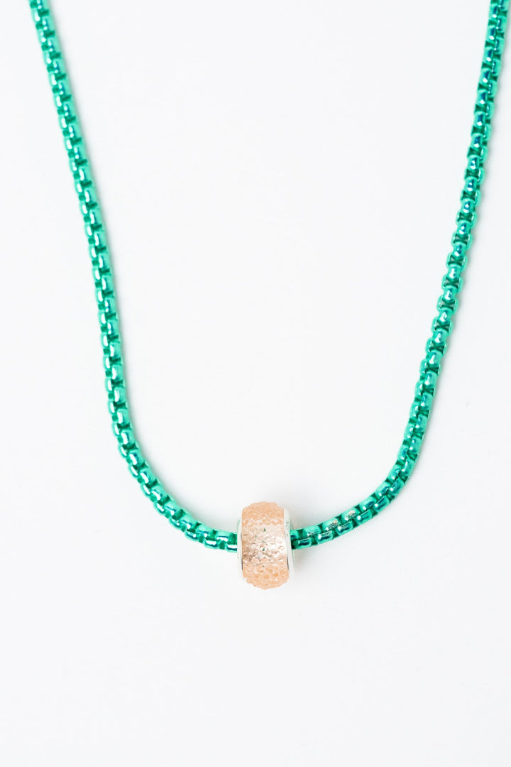 Soho Chic Necklace - Metallic Caribbean Beach Coconut