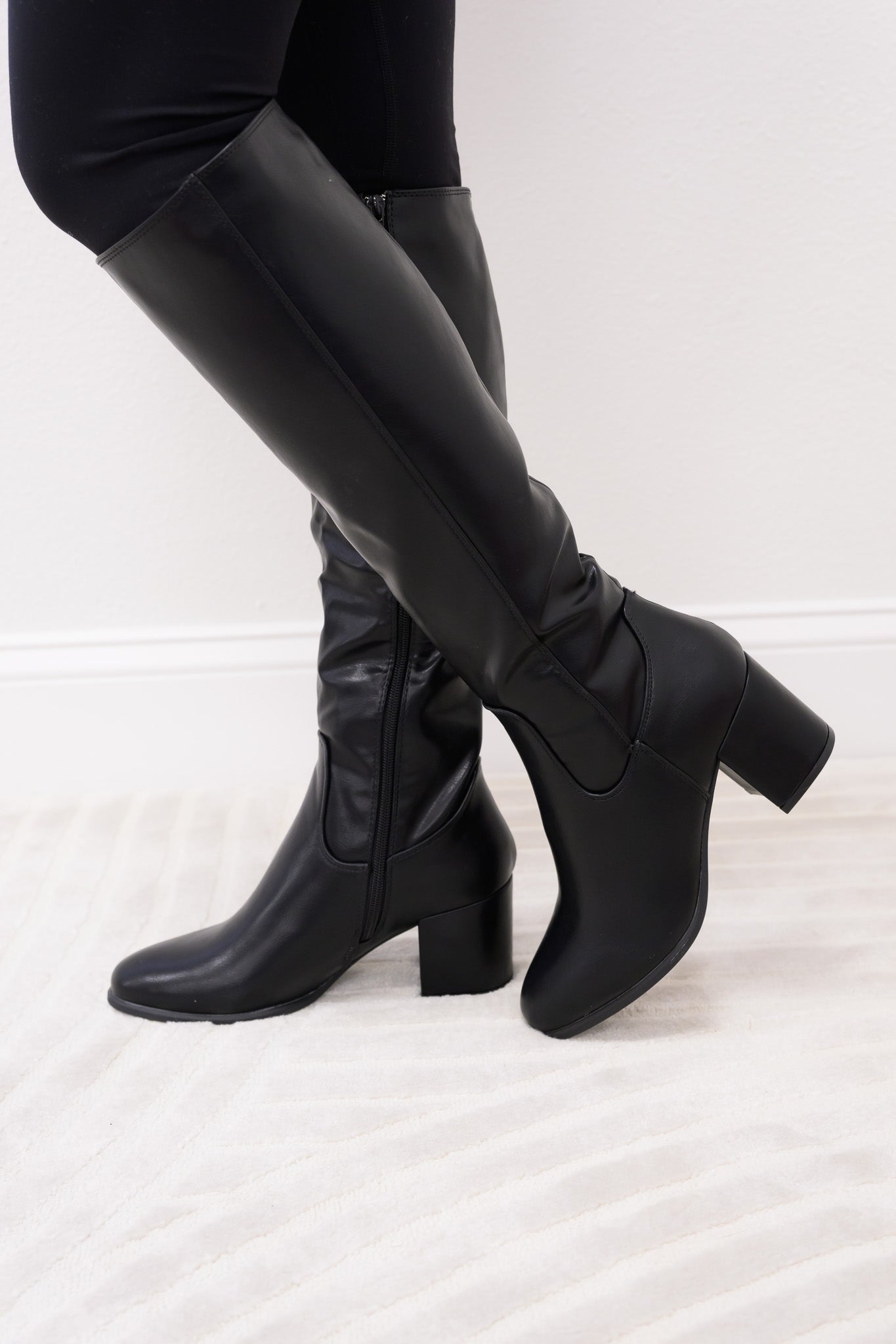 Heartbeat Block Heeled Riding Boots - Black