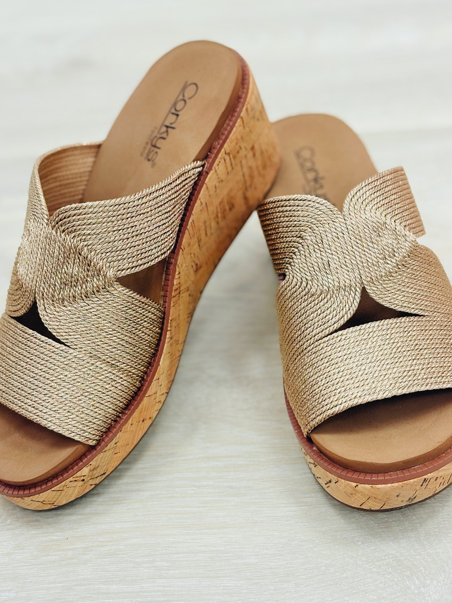 Corky's Golden Hour Wedge - Gold