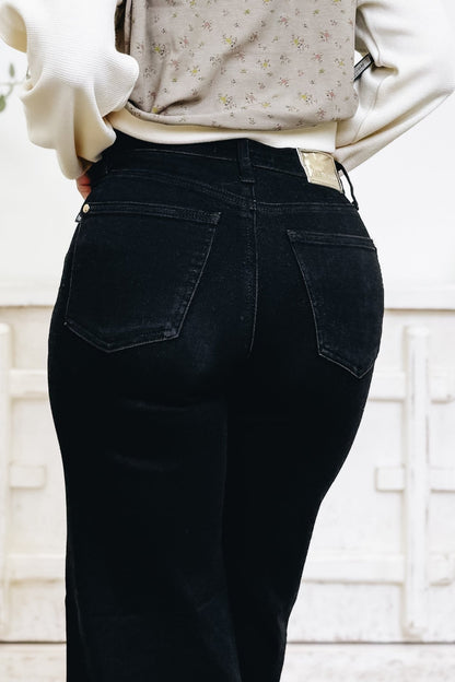 Gettin' Jiggy By Judy Blue - High Rise Retro Wide Jeans - Black - By Alexa Rae