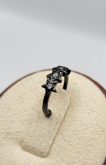 Melania Clara Shooting Star Ear Cuff