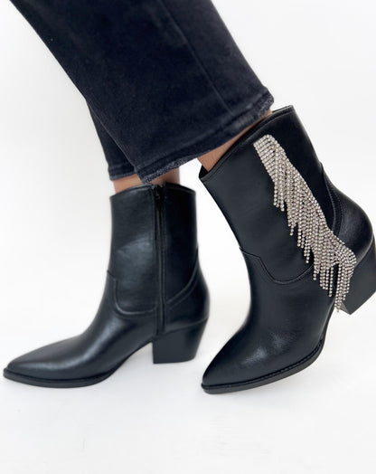 Oasis Society Rowan Fringe Boots -2 colors
