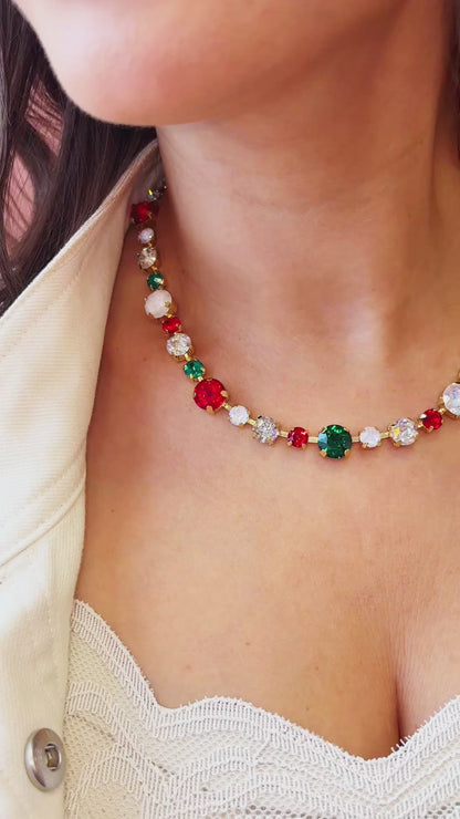 Lucy In The Sky Necklace - Mistletoe