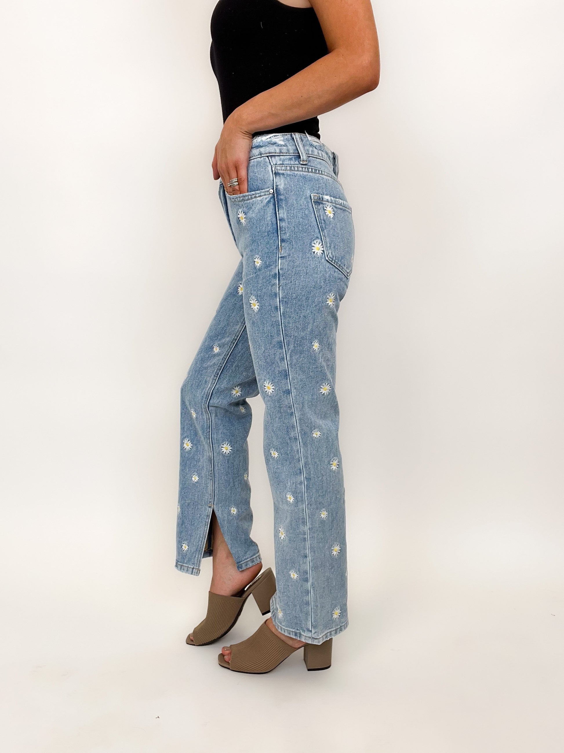 Mica Daisy Straight Jeans