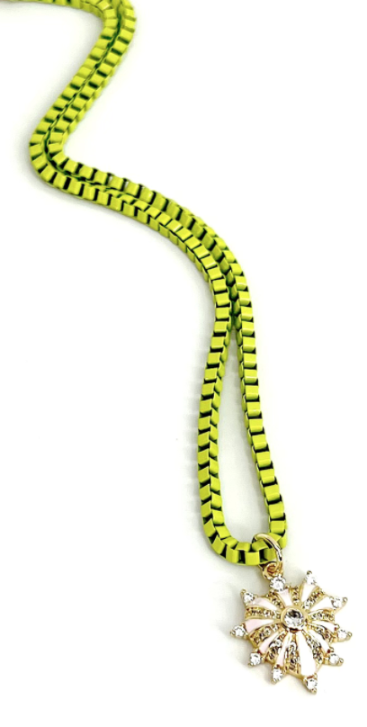 California Dreamin' Necklace - Gold Pistachio